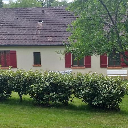 Villa La Griotterie à Saint-Amand-en-Puisaye Extérieur photo