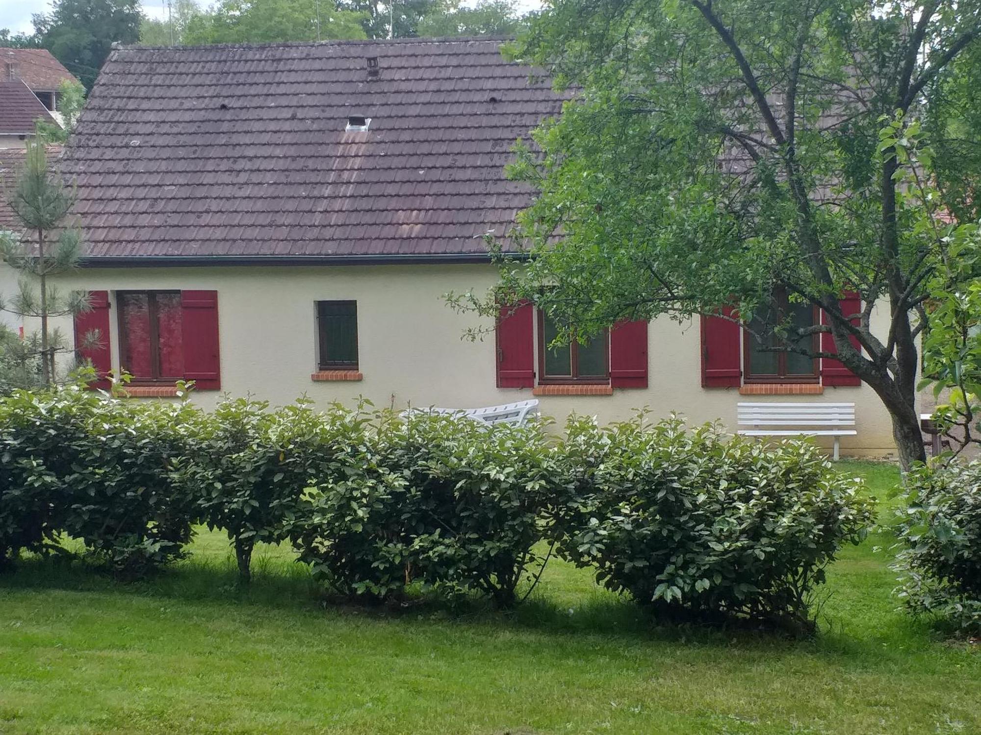 Villa La Griotterie à Saint-Amand-en-Puisaye Extérieur photo