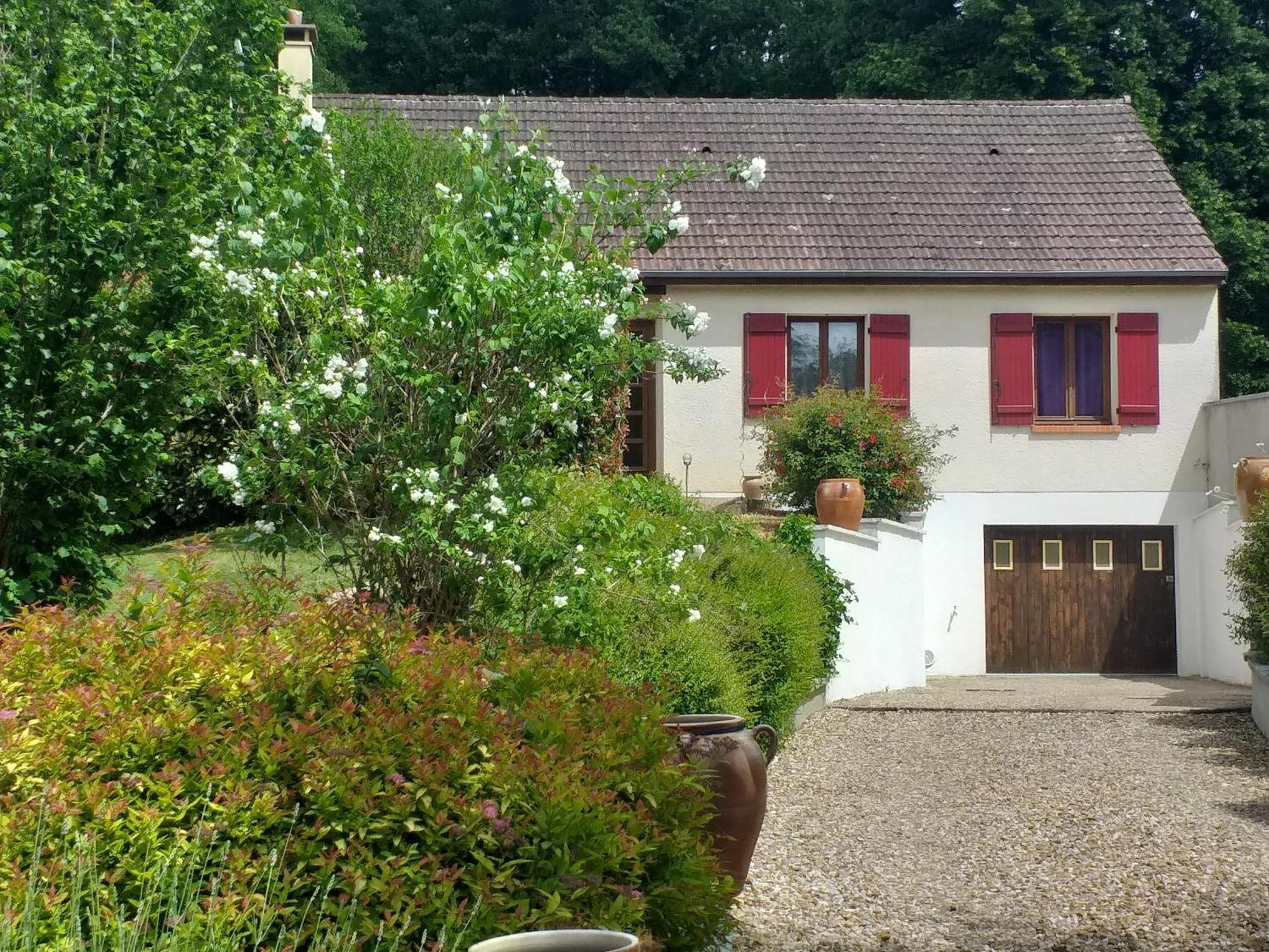 Villa La Griotterie à Saint-Amand-en-Puisaye Extérieur photo