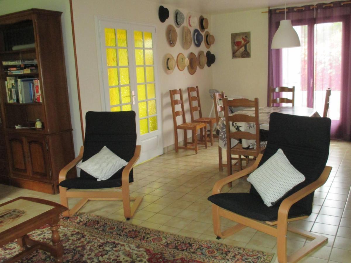 Villa La Griotterie à Saint-Amand-en-Puisaye Extérieur photo